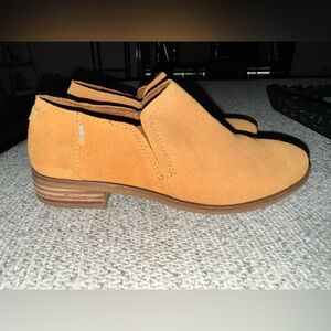 Toms - Shaye Bootie - Cognac Camel Suede - Size 6